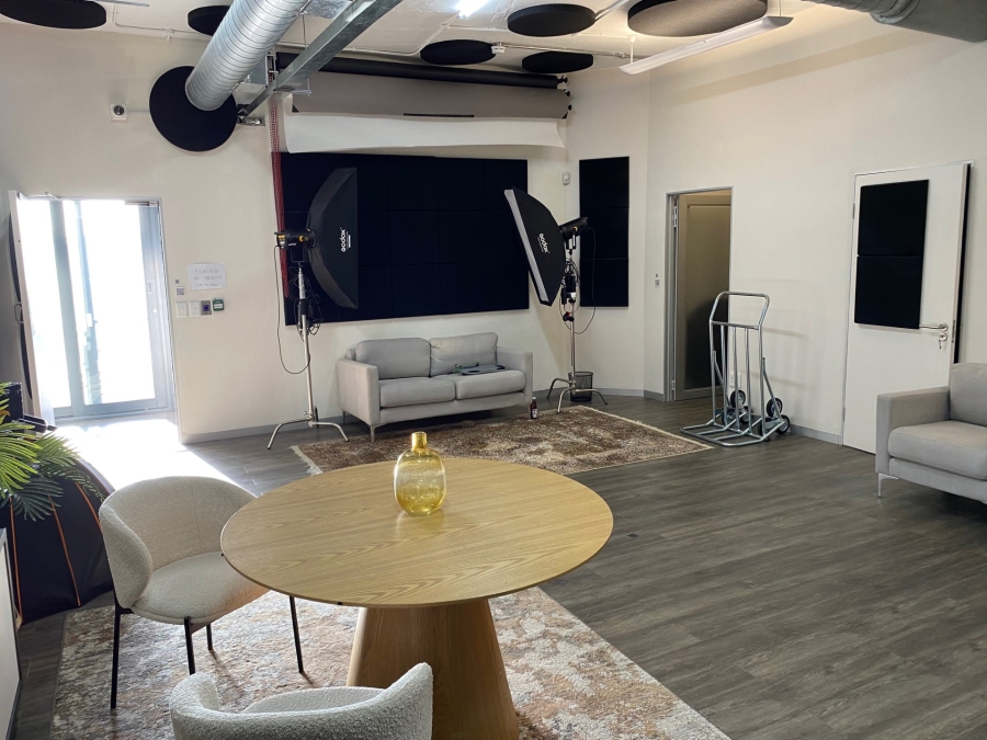 To Let commercial Property for Rent in De Waterkant Western Cape